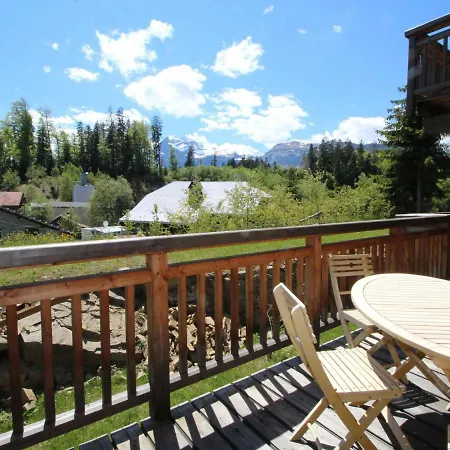 Spacieux 4 Pieces, 6 Couchages, Terrasse, Pres Pistes Et Commerces, Parking Couvert, Casier A Skis - Fr-1-572-244 *