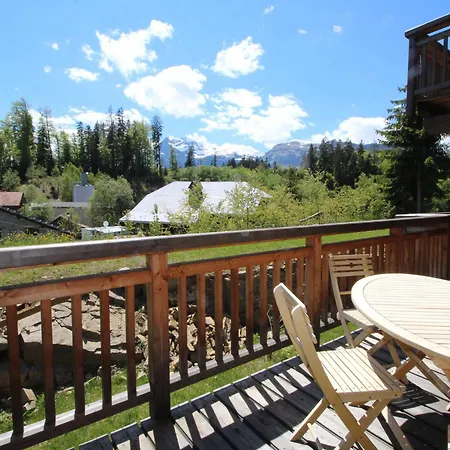 Spacieux 4 Pieces, 6 Couchages, Terrasse, Pres Pistes Et Commerces, Parking Couvert, Casier A Skis - Fr-1-572-244 * Les Carroz d'Araches
